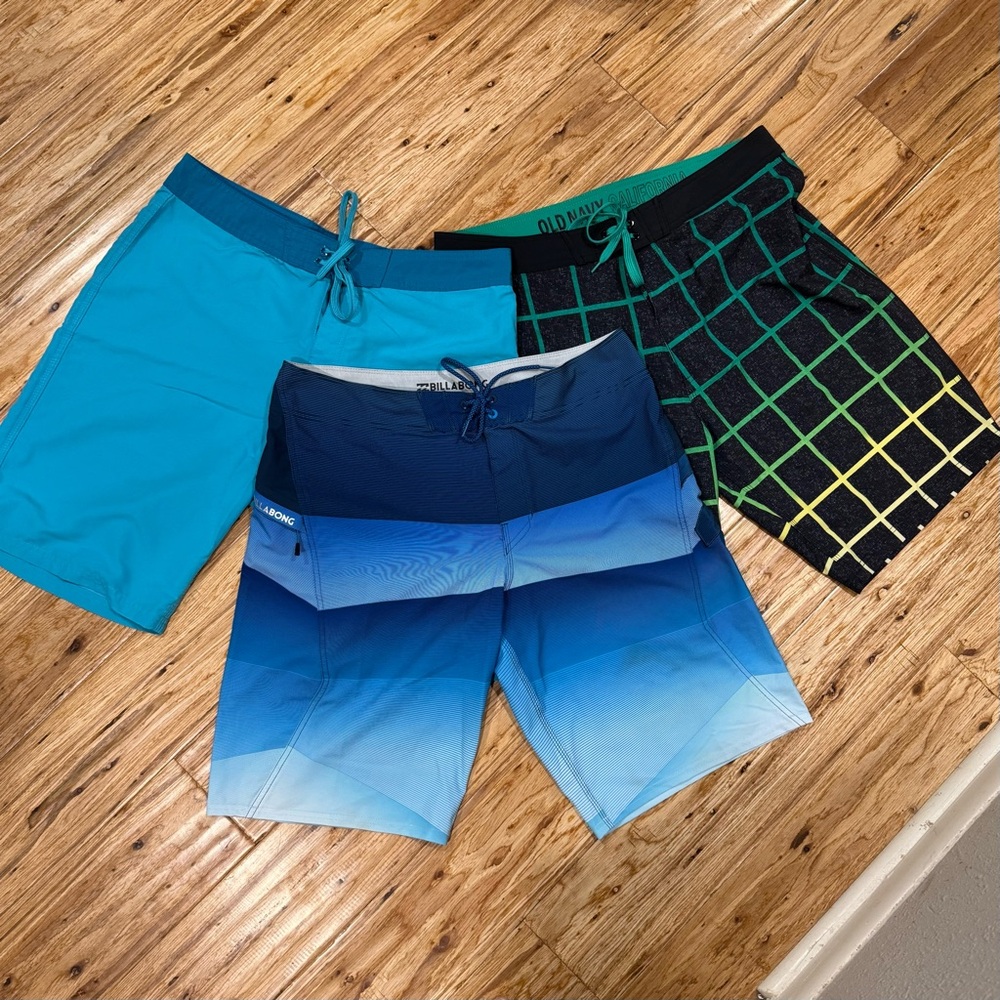 Lot of 3 - Men’s 36 Swim Boardshorts (Billabong & Old Navy)